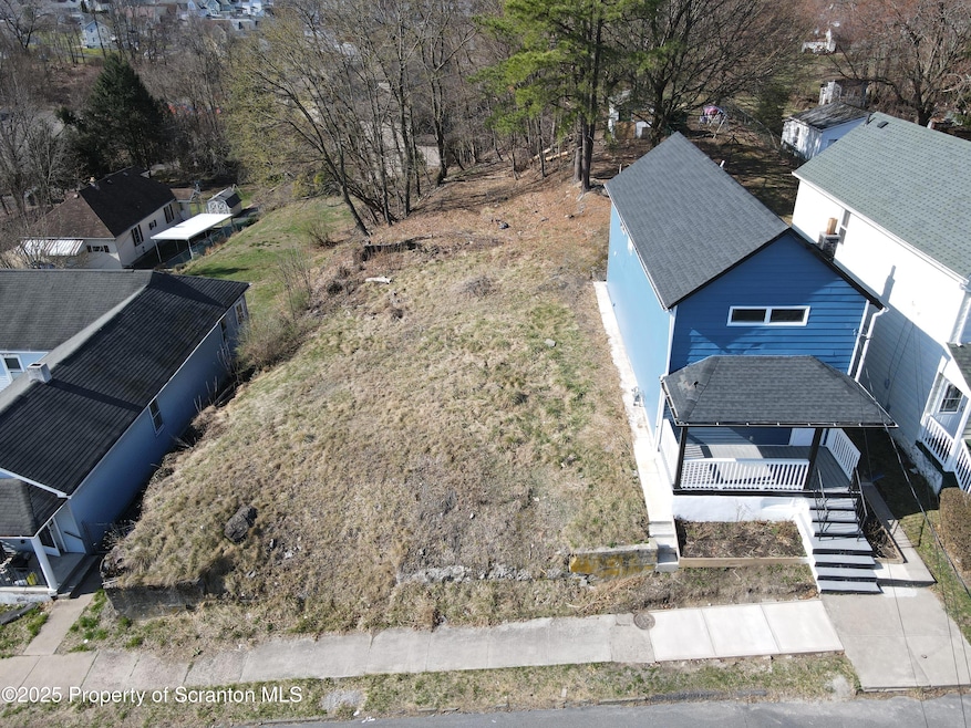 83 Nicholson St, Wilkes Barre, PA 18702 - photo 1