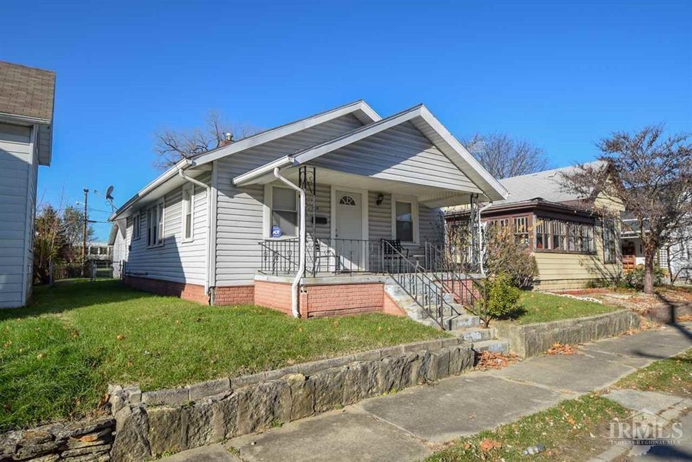 803 N Mulberry St, Muncie, IN 47305 - photo 1
