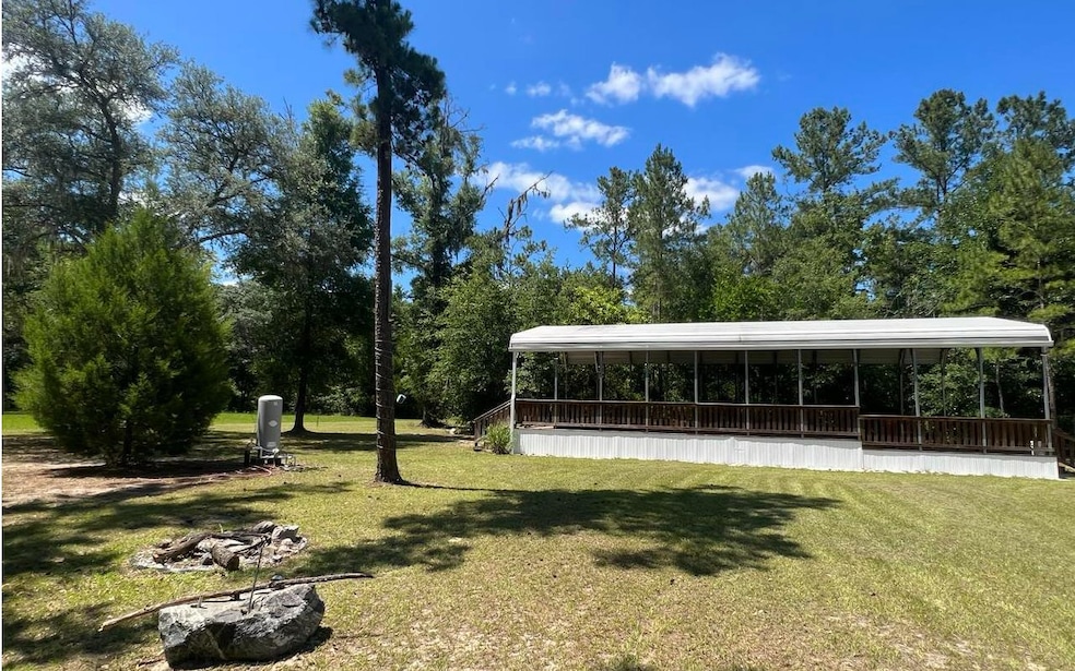 284 SW Blast Ct, Fort White, FL 32038 - photo 1