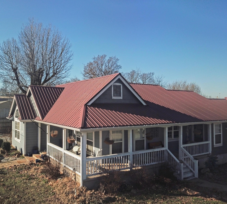 500 S Mill St, Grove, OK 74344 - photo 1