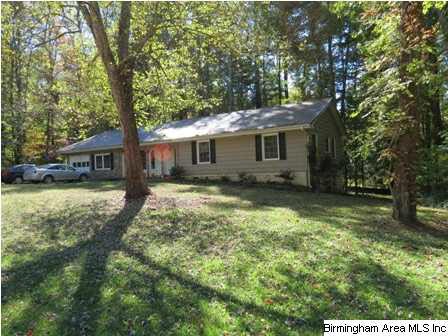 One level home located on low traffic, dead end st