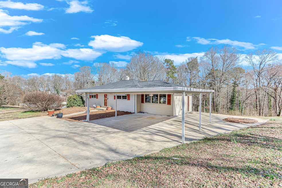 150 Clarks Bridge Rd, Gainesville, GA 30501 - photo 1