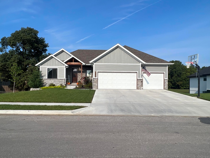 1281 S Natchez Rd, Republic, MO 65738 - photo 1