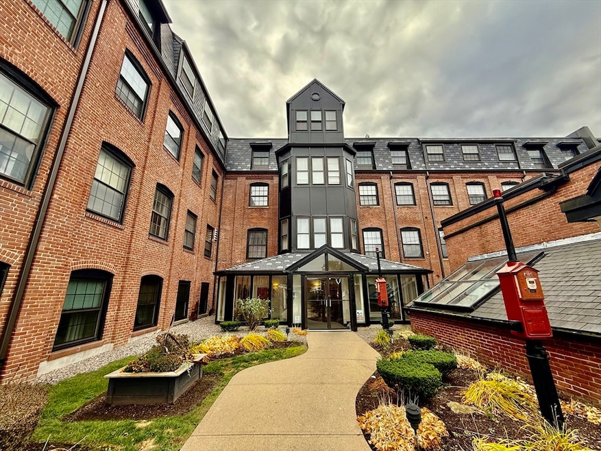 Whittemore Mills unit 409, Quincy, MA 02170 - photo 1