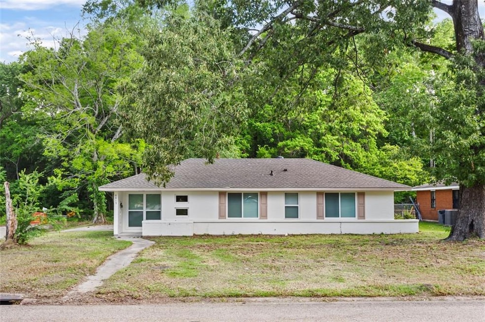 6815 Calumet St, Baton Rouge, LA 70805 - photo 1