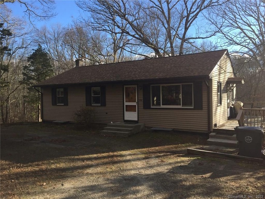 390 Starkweather Rd, Plainfield, CT 06374 - photo 1