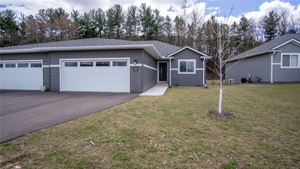 1323 Juniper Place, Eau Claire, WI 54703 - photo 1