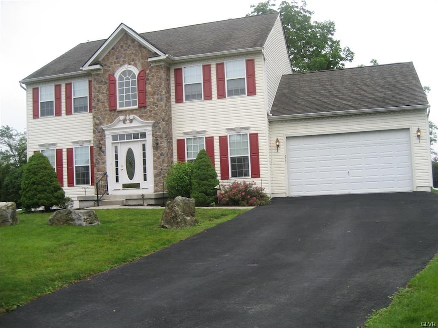 3247 W Fairview St, Allentown, PA 18104 - photo 1