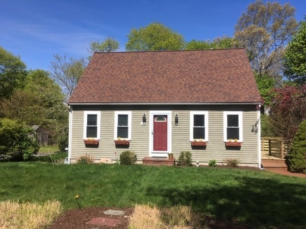 19 Wood St, Plymouth, MA 02360 - photo 1