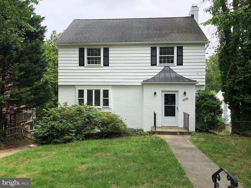 4226 E West Hwy, Chevy Chase, MD 20815 - photo 1