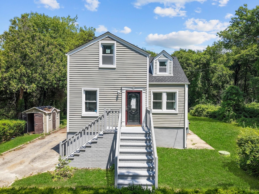 Pending $579,000 • Co-Listing Agent
