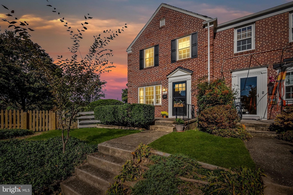 7414 Stanmore Ct, Baltimore, MD 21212 - photo 1