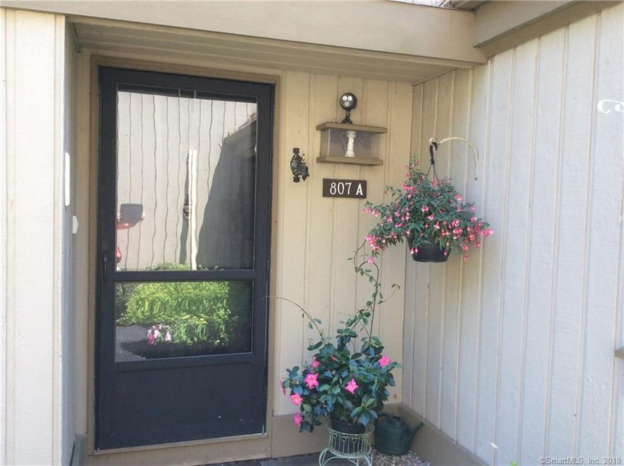 807 Heritage Village unit A, Southbury, CT 06488 - photo 1