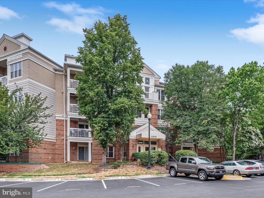 12919 Alton Square unit 204, Herndon, VA 20170 - photo 1