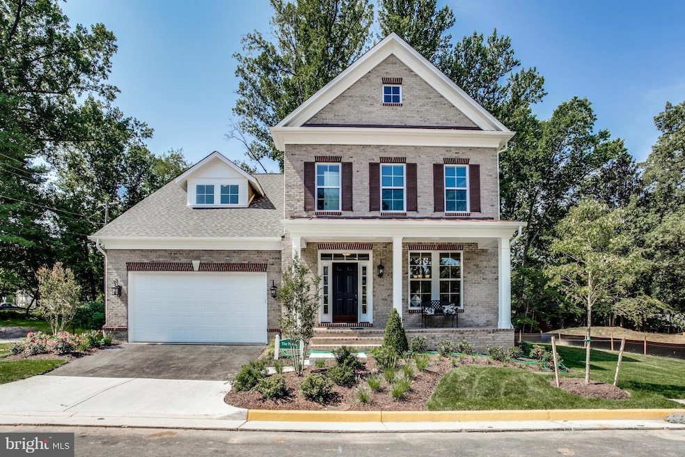 6202 Champion Oak Ct, Falls Church, VA 22044 - photo 1