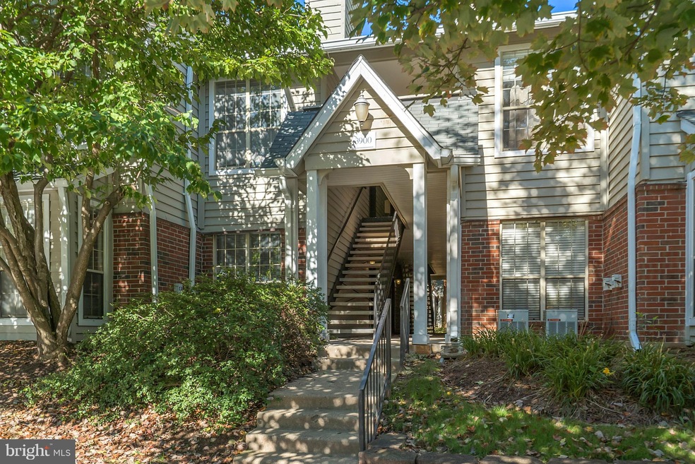 unlisted-address, Fairfax, VA 22033 - photo 1