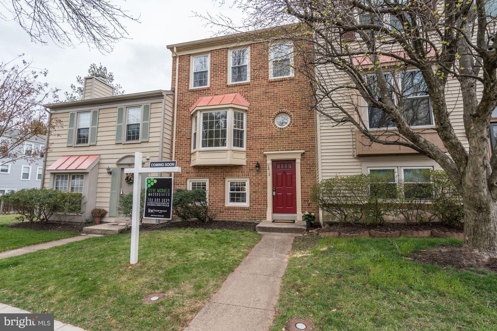 7613 Jordon Hollow Ct, Manassas, VA 20109 - photo 1