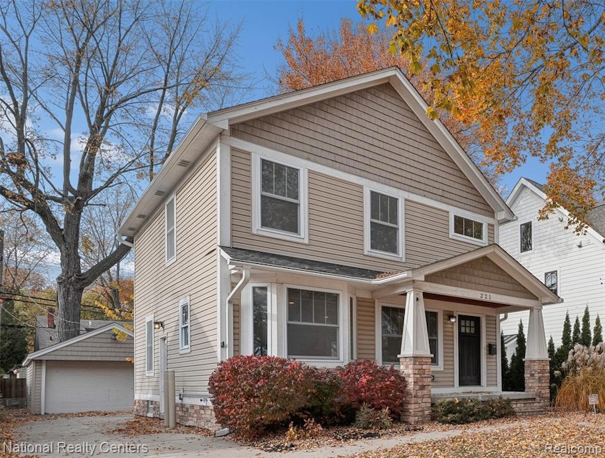 Under Contract $475,000