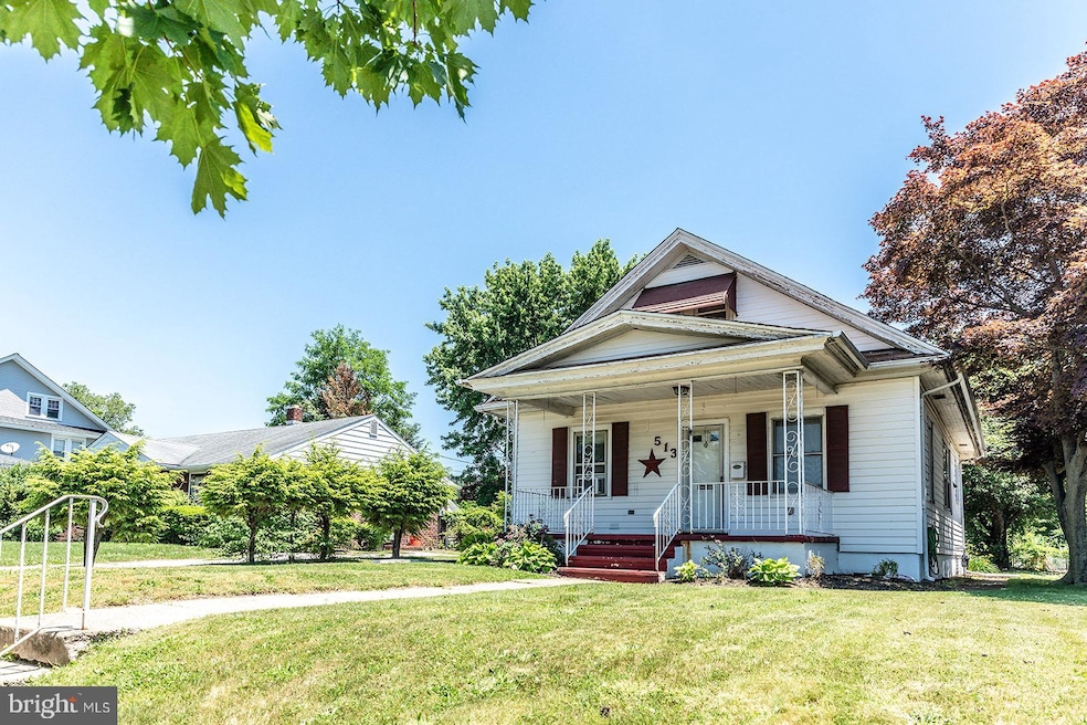 513 Beacon Ave, Paulsboro, NJ 08066 - photo 1