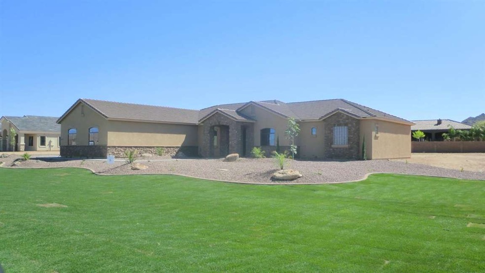 PICTURE OF MODEL HOME