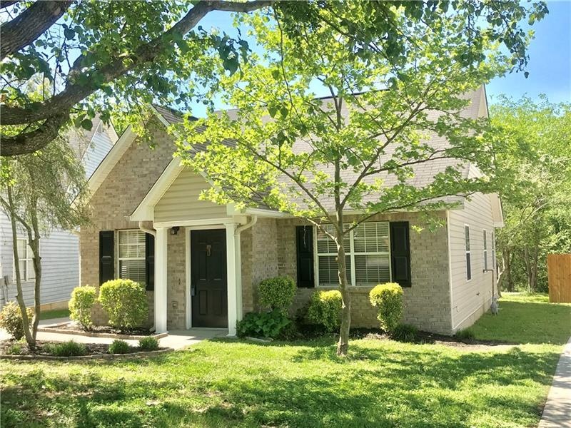 90 Pointe Dr N, Cartersville, GA 30120 - photo 1