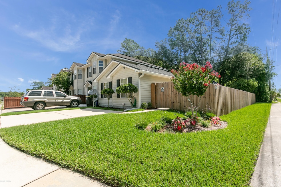 5881 Liska Dr, Jacksonville, FL 32244 - photo 1