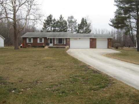 2194 S Nichols Rd, Lennon, MI 48449 - photo 1