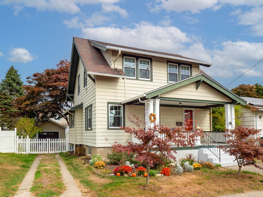 176 Holmes St, Stratford, CT 06615 - photo 1