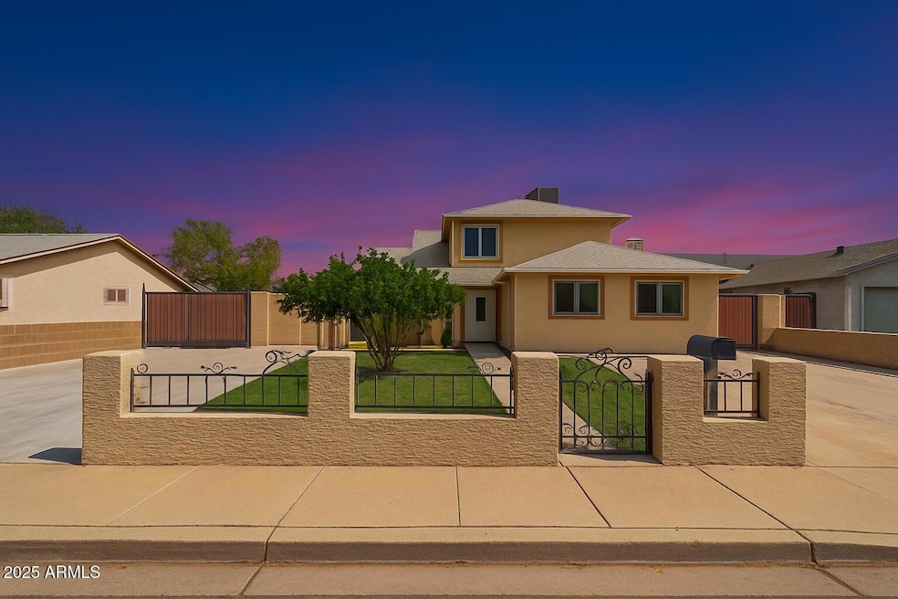 4653 N 79th Ave, Phoenix, AZ 85033 - photo 1