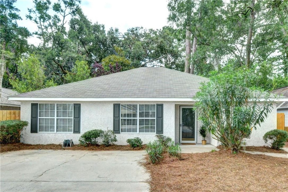 Easy maintenance home with tabby exterior, NEW ROO