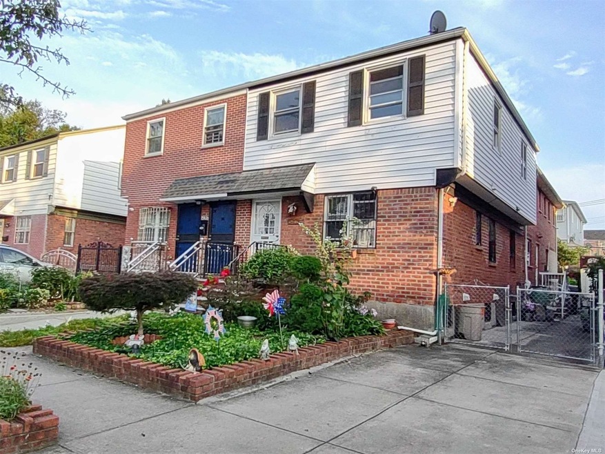 154-34 58th Rd, Flushing, NY 11355 - photo 1