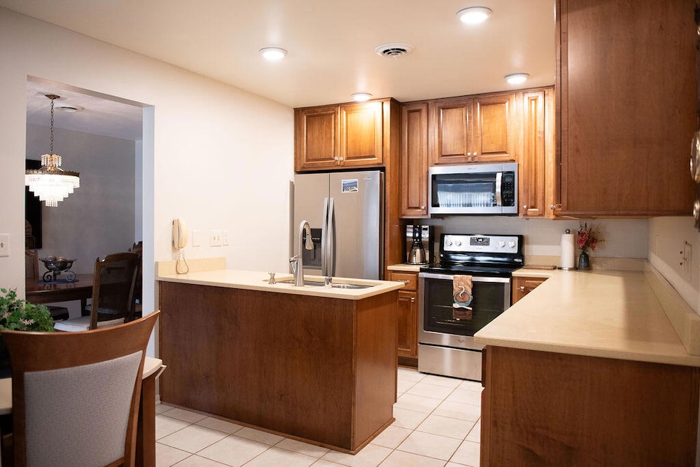 1040 Prairie Dr unit 23, Mount Pleasant, WI 53406 - photo 1