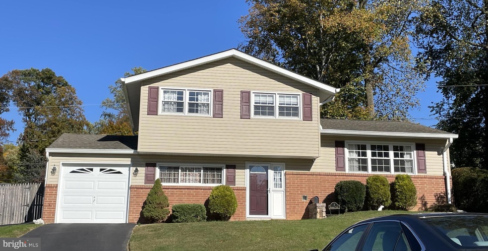 7 Woodbury Ct, Wilmington, DE 19805 - photo 1