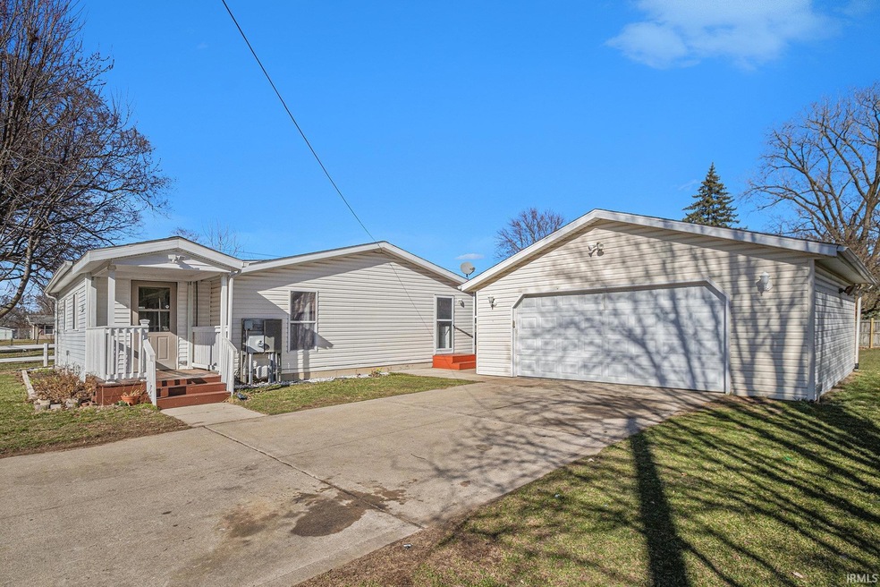 2700 7th St, Elkhart, IN 46517 - photo 1