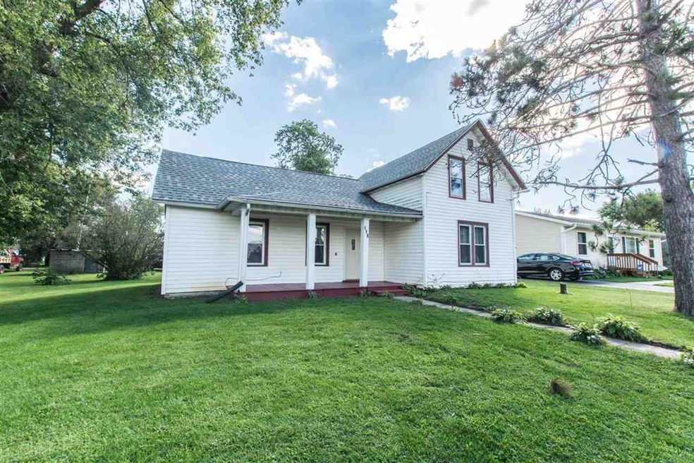 207 W Main St, Hustler, WI 54637 - photo 1