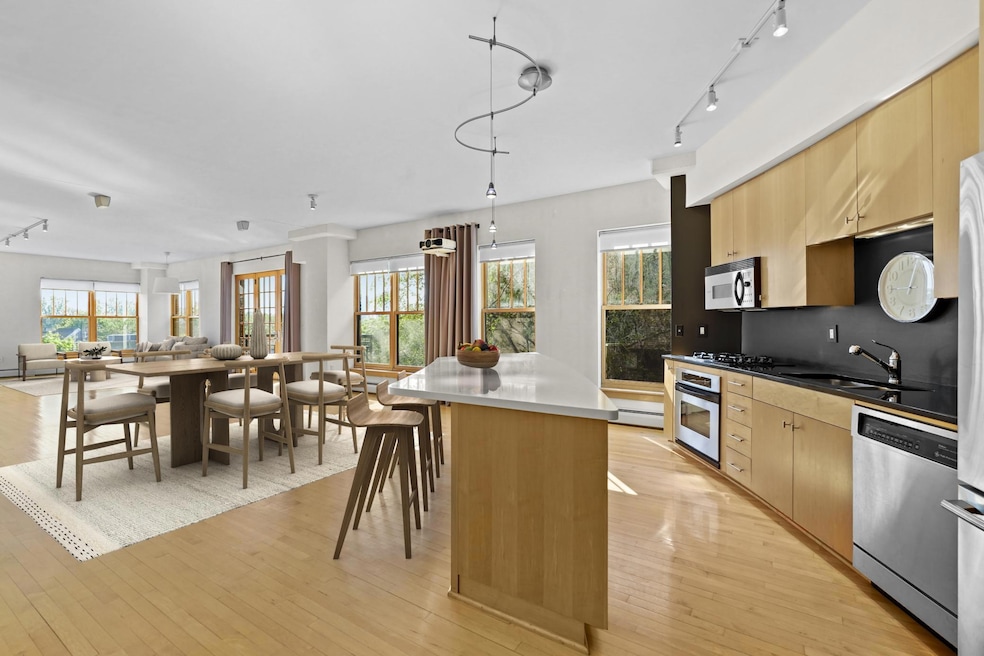 408 N 1st St unit 403, Minneapolis, MN 55401 - photo 1