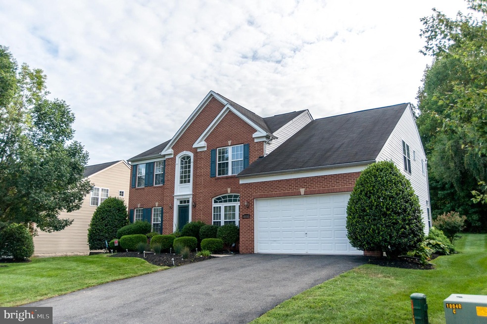 15117 Roving Wood Dr, Bowie, MD 20715 - photo 1