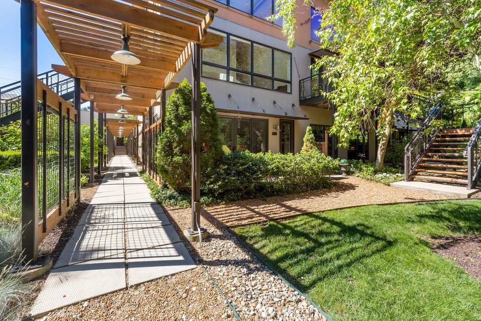 13595 Red Arrow Hwy unit 1, Harbert, MI 49115 - photo 1