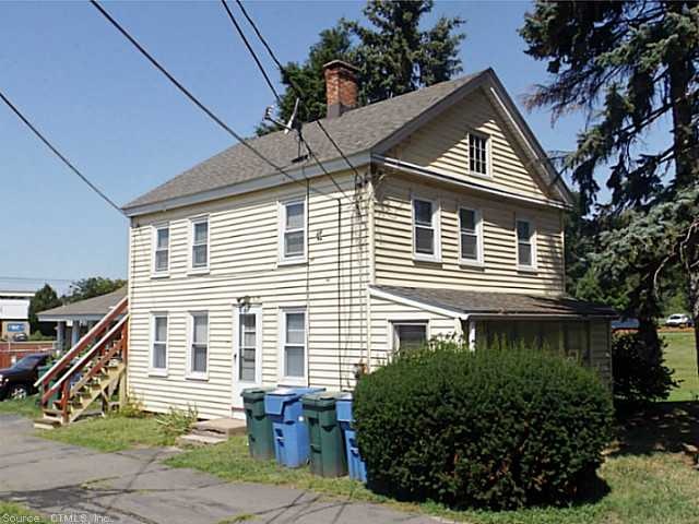 144 Adams St unit B, Manchester, CT 06042 - photo 1