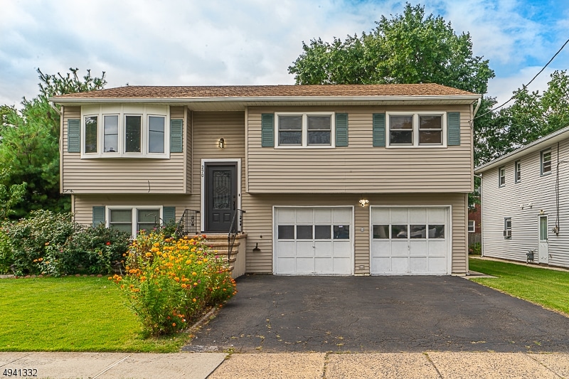 270 Clermont Terrace, Union, NJ 07083 - photo 1