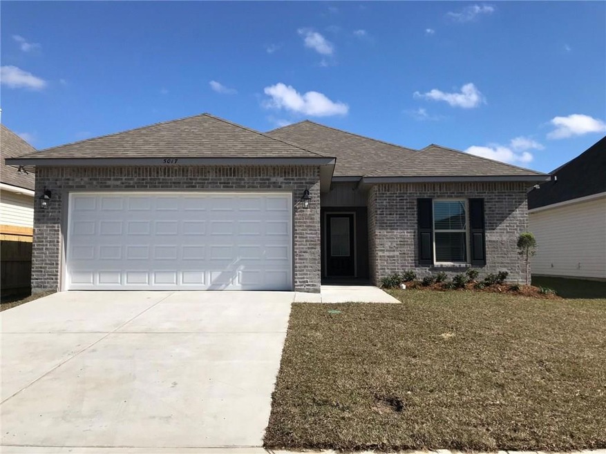 5017 Park Shore Dr, Marrero, LA 70072 - photo 1