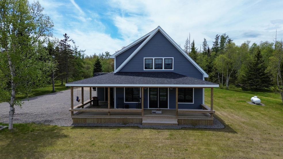 For Sale $689,900 • Co-Listing Agent