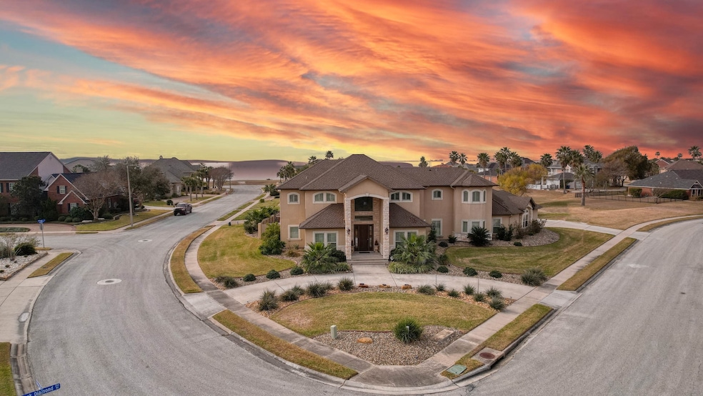 For Sale $998,000 • Co-Listing Agent