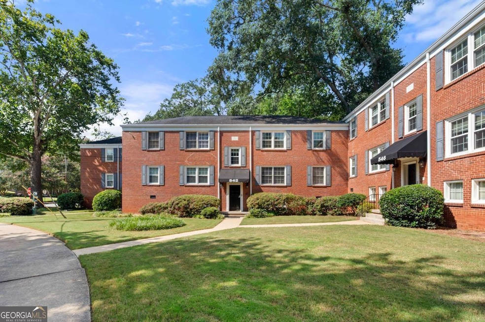 542 Goldsboro Rd NE unit D, Atlanta, GA 30307 - photo 1