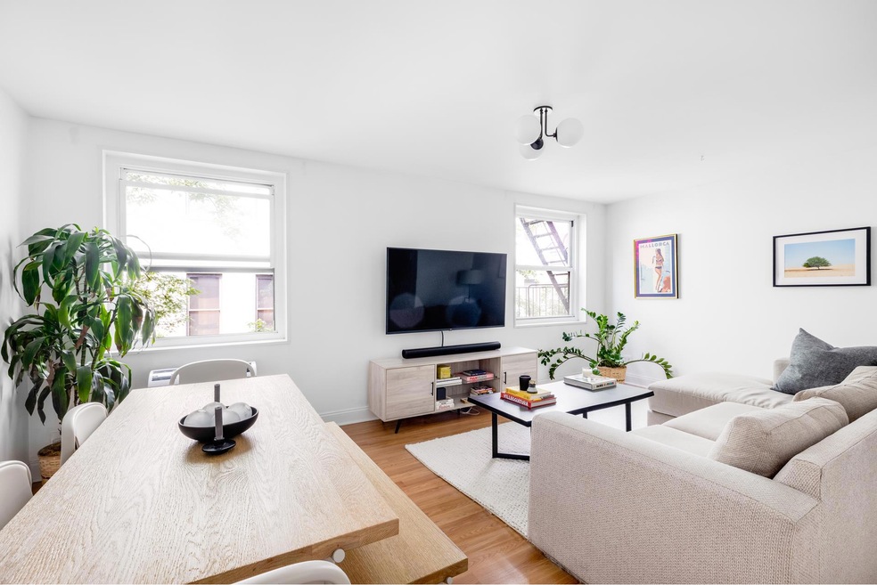 708 Washington St unit 5B, New York, NY 10014 - photo 1