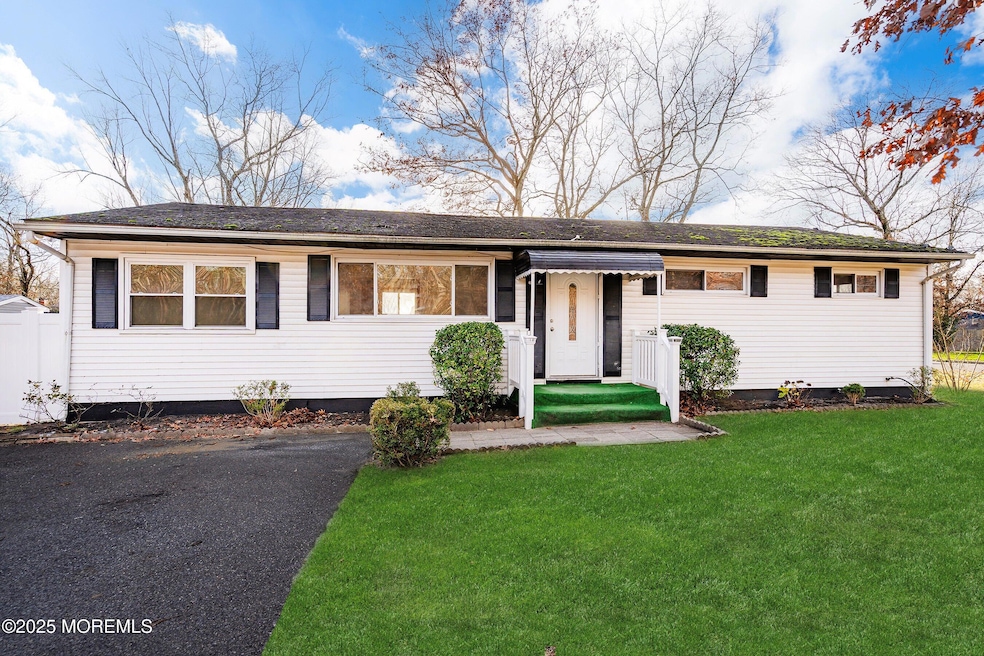 2651 Ridgeway Rd, Manchester, NJ 08759 - photo 1