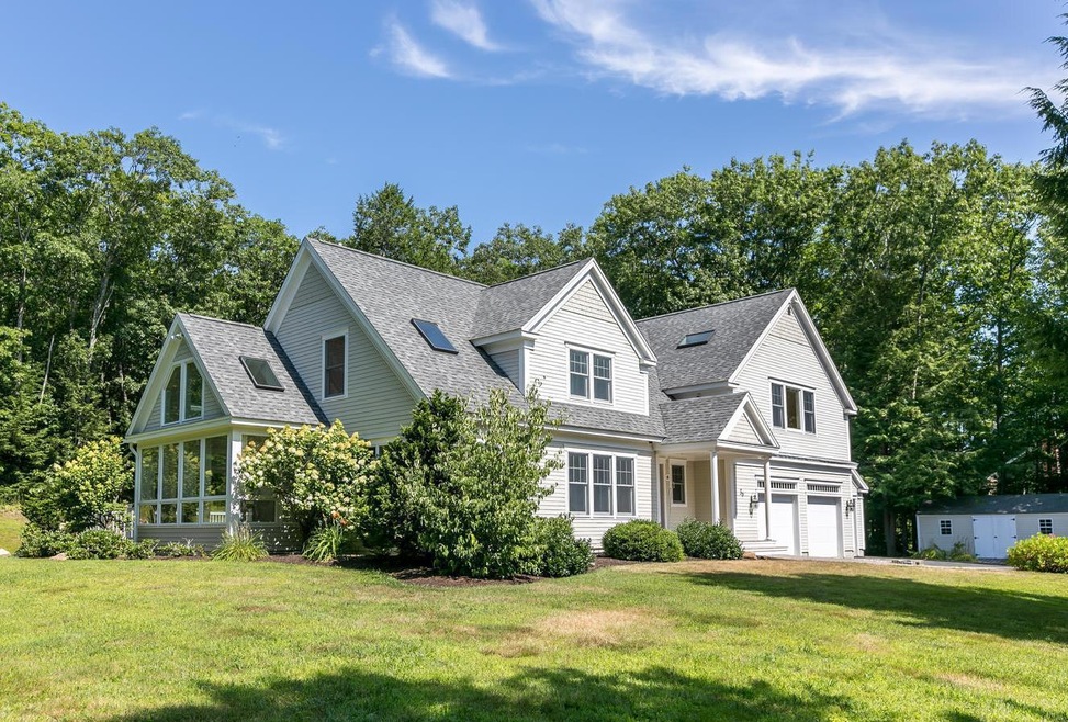 36 Bristol Road, Freeport