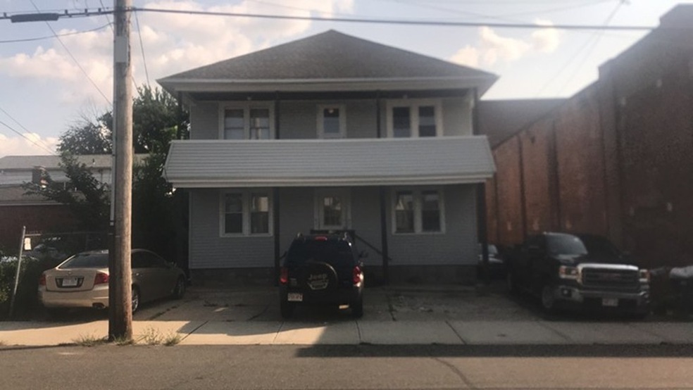 100 Hubbard St, Ludlow, MA 01056 - photo 1