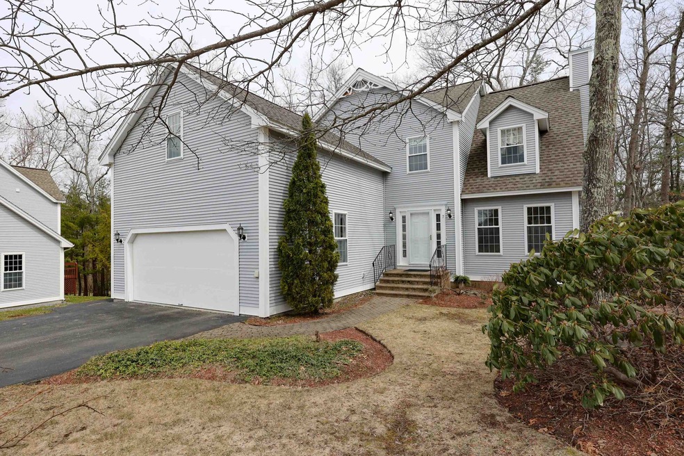 7 Grasmere Ln unit U351, Nashua, NH 03063 - photo 1