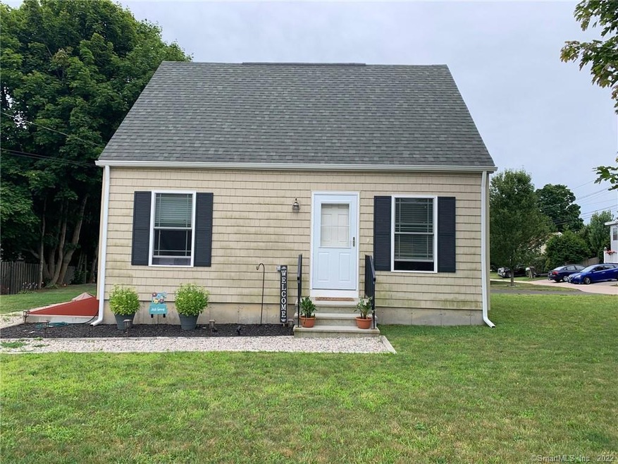 31 Ashworth Ave, Stonington, CT 06378 - photo 1